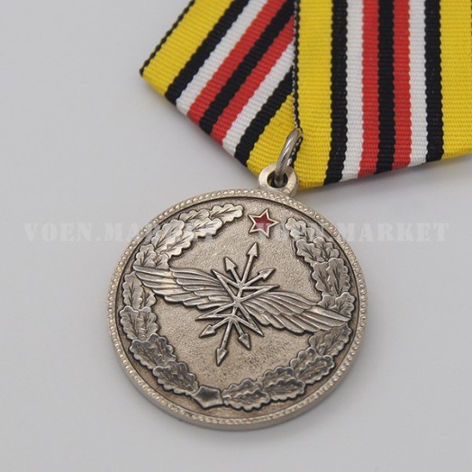Медаль «За службу Отечеству в Войсках связи»